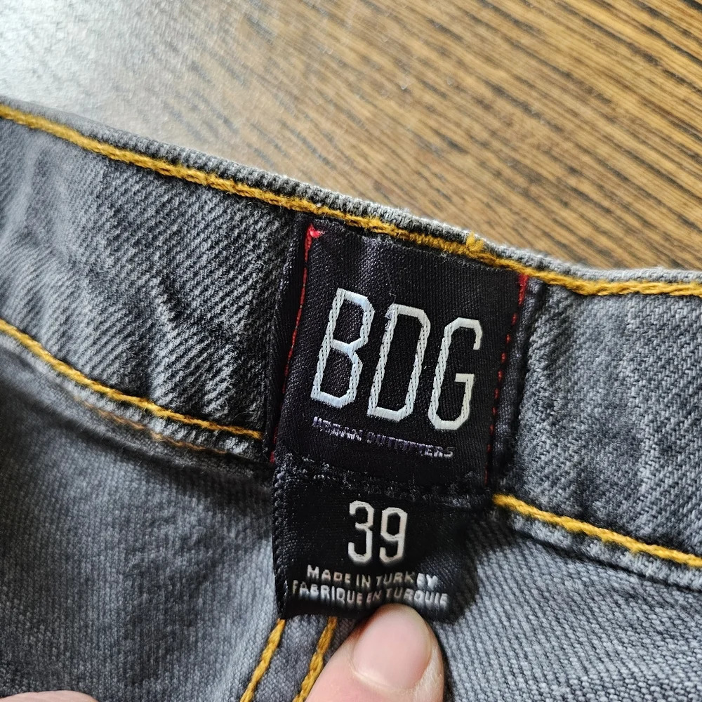 BDG Low Rise Flare Gray Plus Size Jeans Size Women's 39 NEW with Tags - Picture 12 of 13